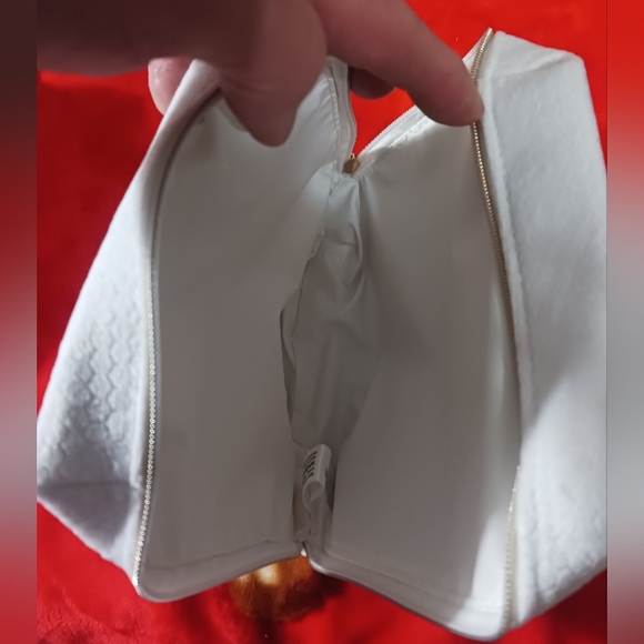 Guerlain Paris makeup pouch - Picture 3 of 6